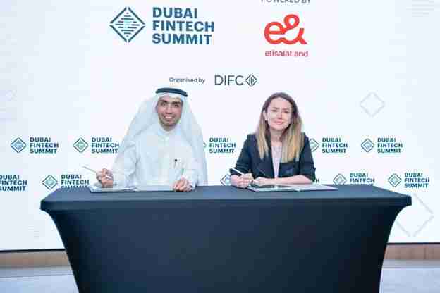 e& life joins Dubai FinTech