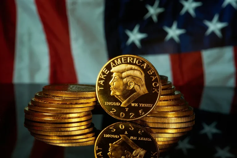 collectible-gold-coins-with-presidential-images-an-2025-02-21-20-50-49-utc
